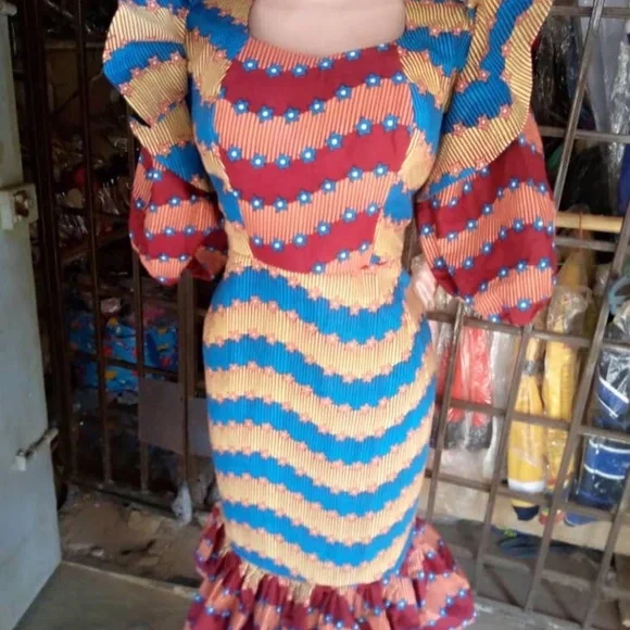 Unique - Picture 1 of 16